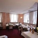 Hotel Eisenkrug 3*